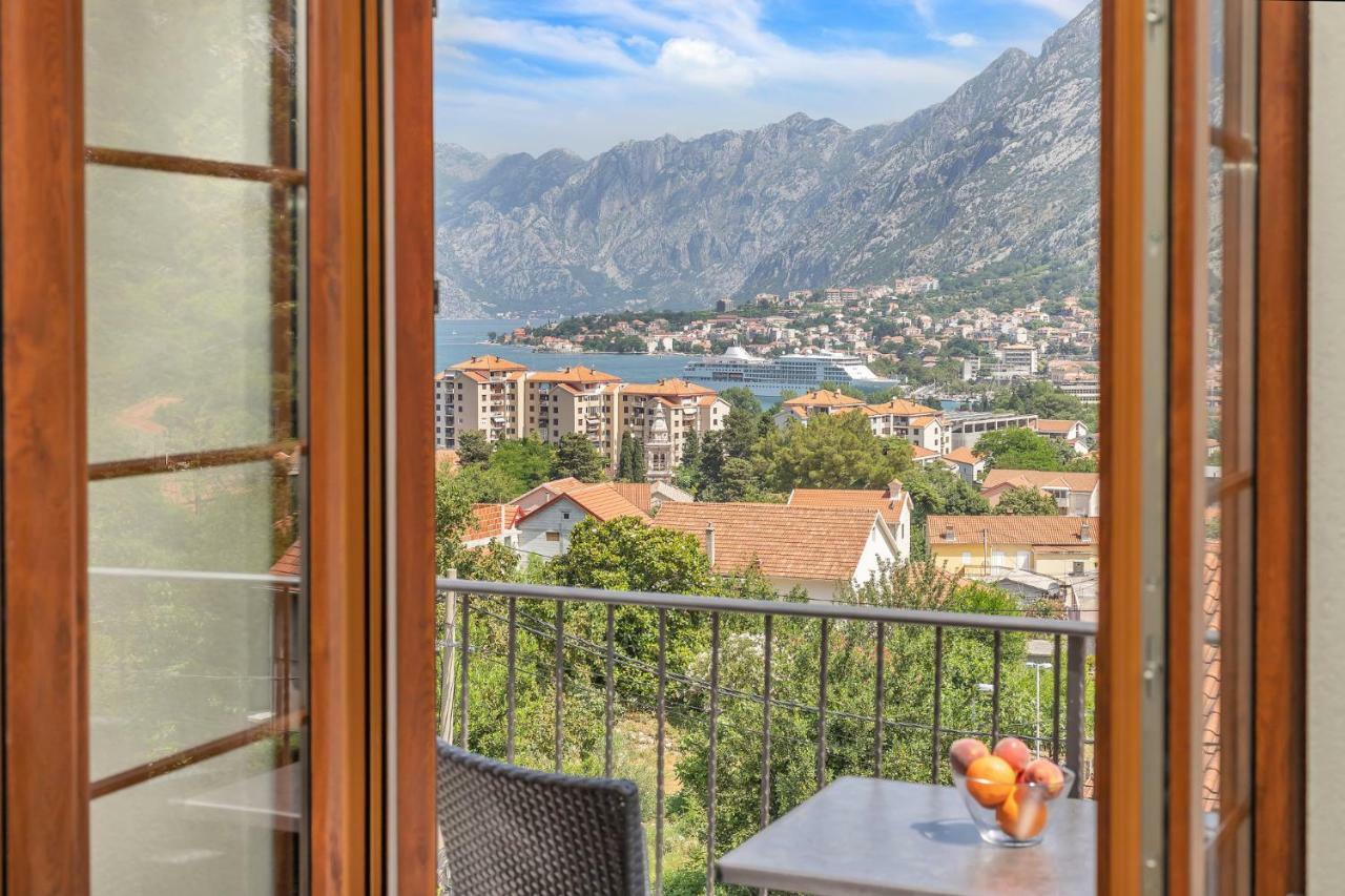 Apartments Mezini 11 Kotor Exterior photo