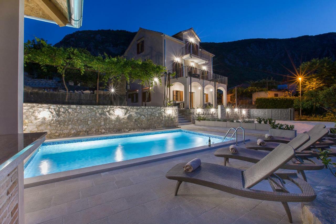Apartments Mezini 11 Kotor Exterior photo